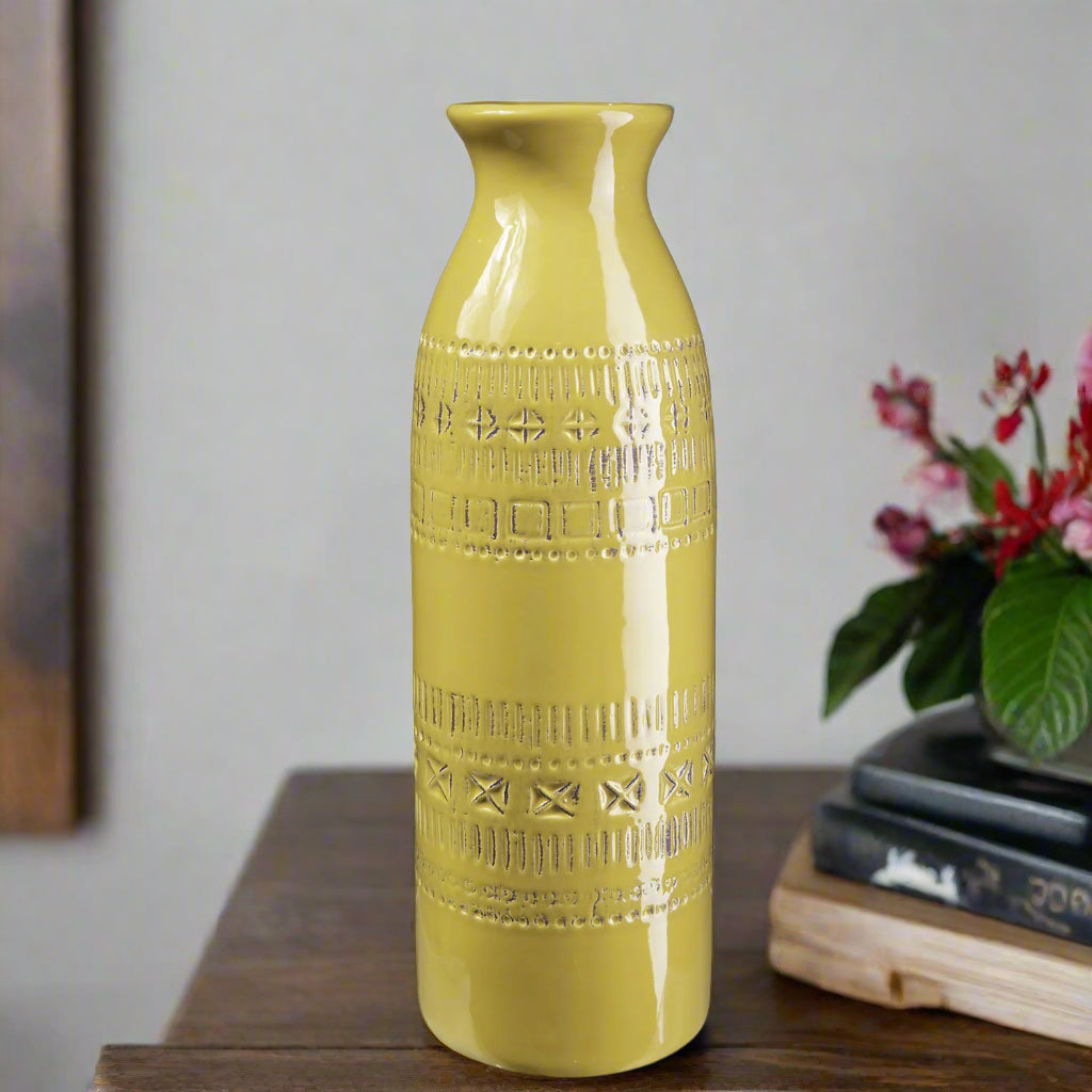 Marra Glossy Ceramic Vase