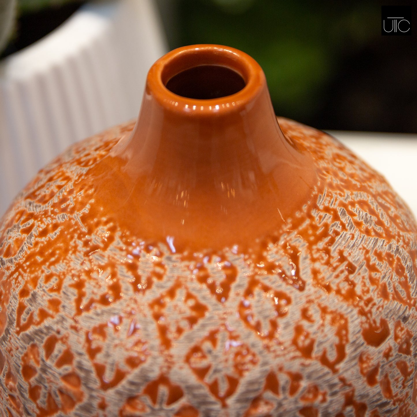 Faryn Distressed Diamond Pattern Vase