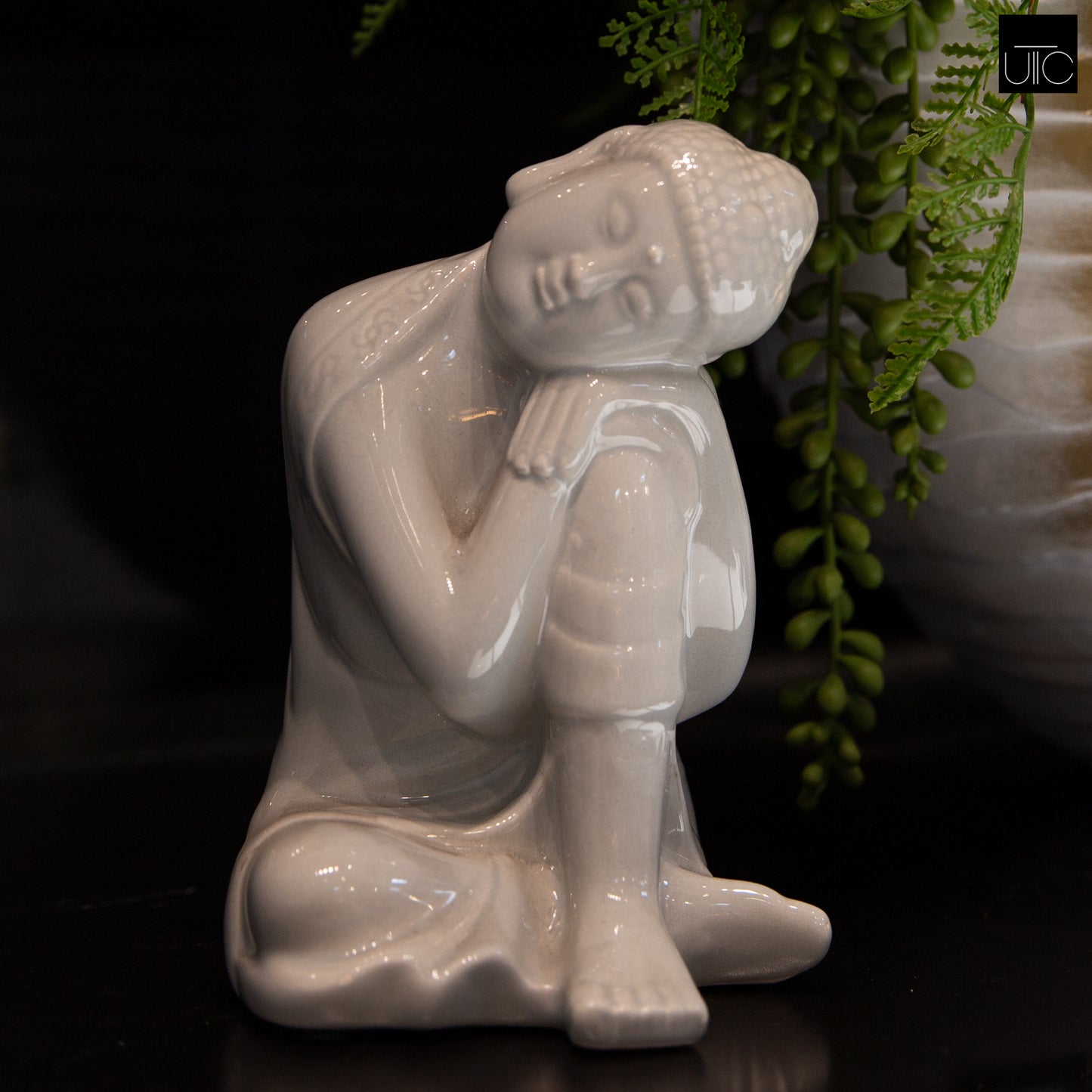 Vamika Seated Buddha Figurine with Resting Pose
