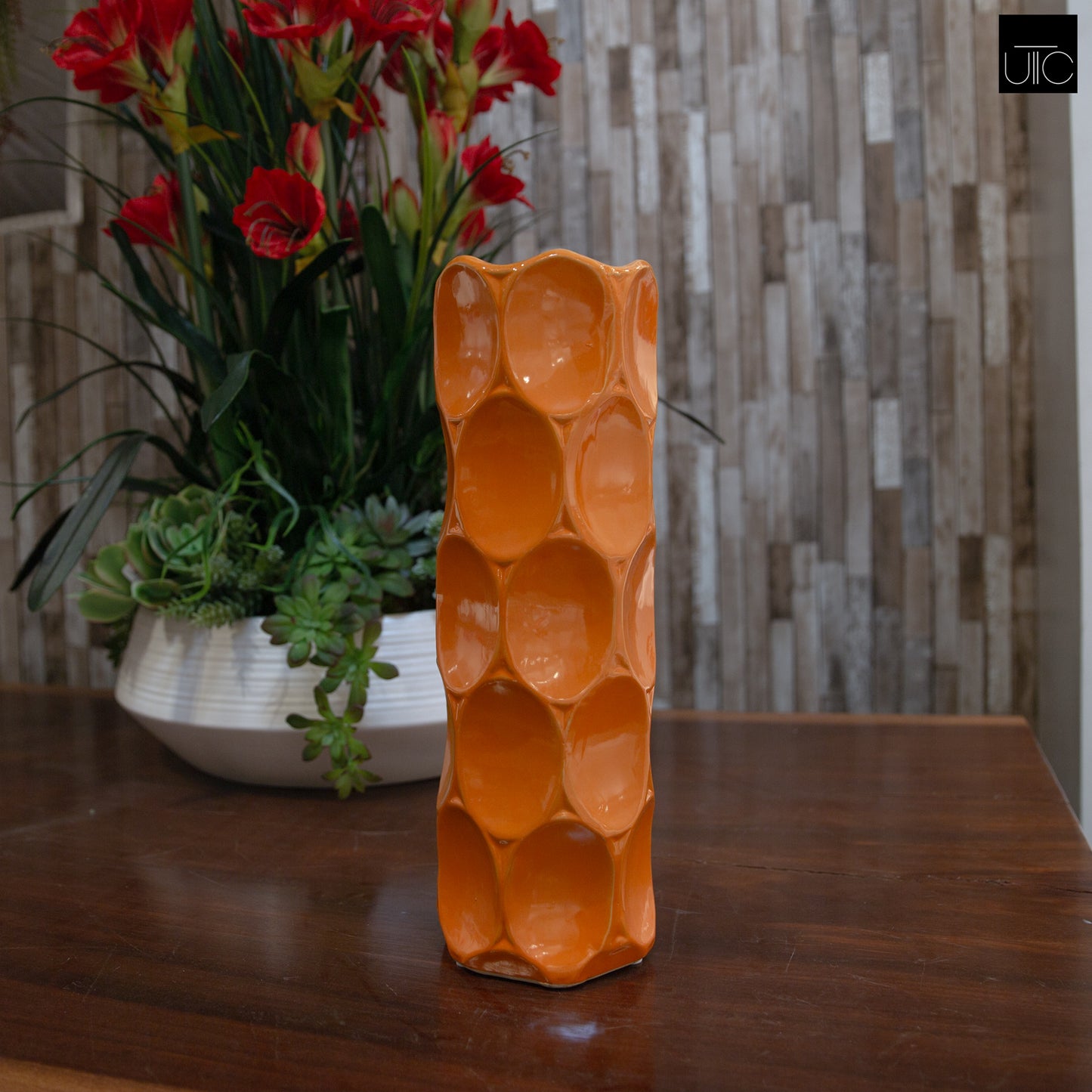 Jaselle Dimpled Ceramic Vase