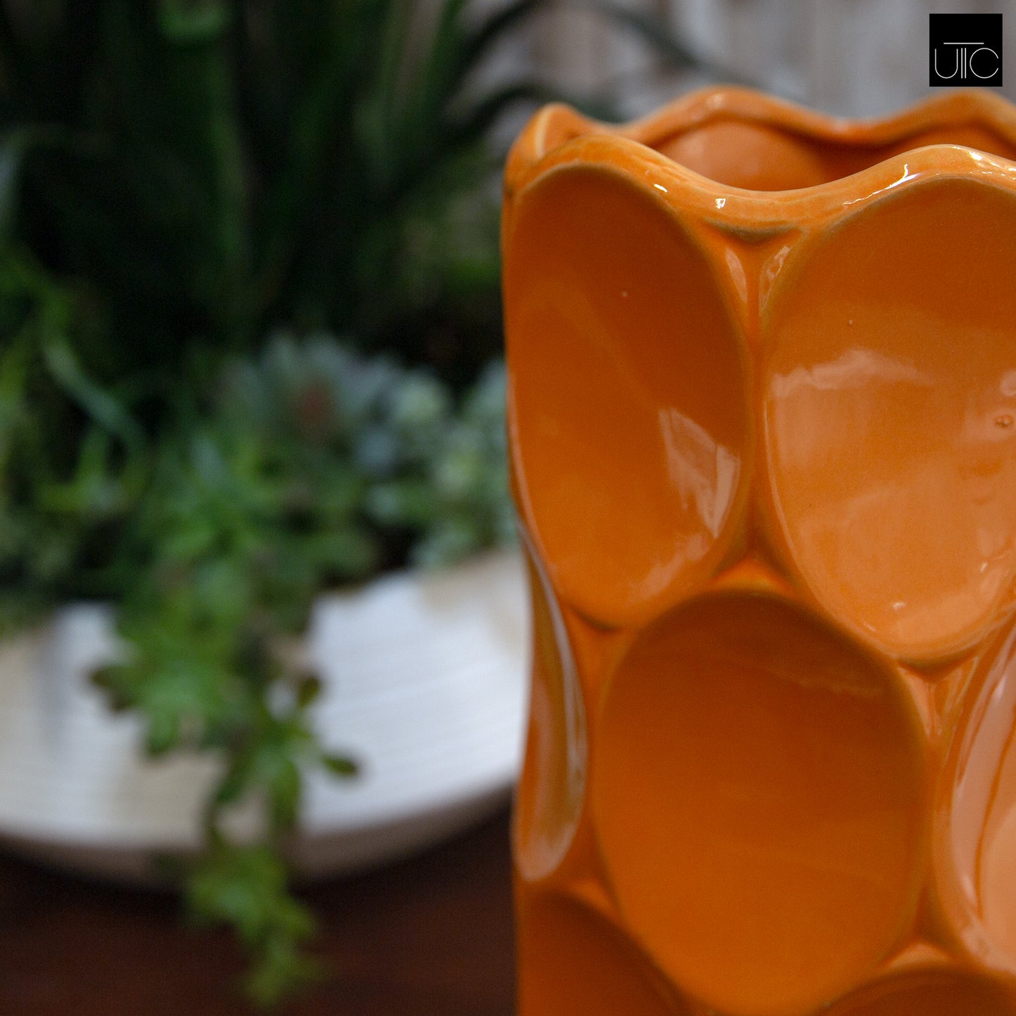 Jaselle Dimpled Ceramic Vase