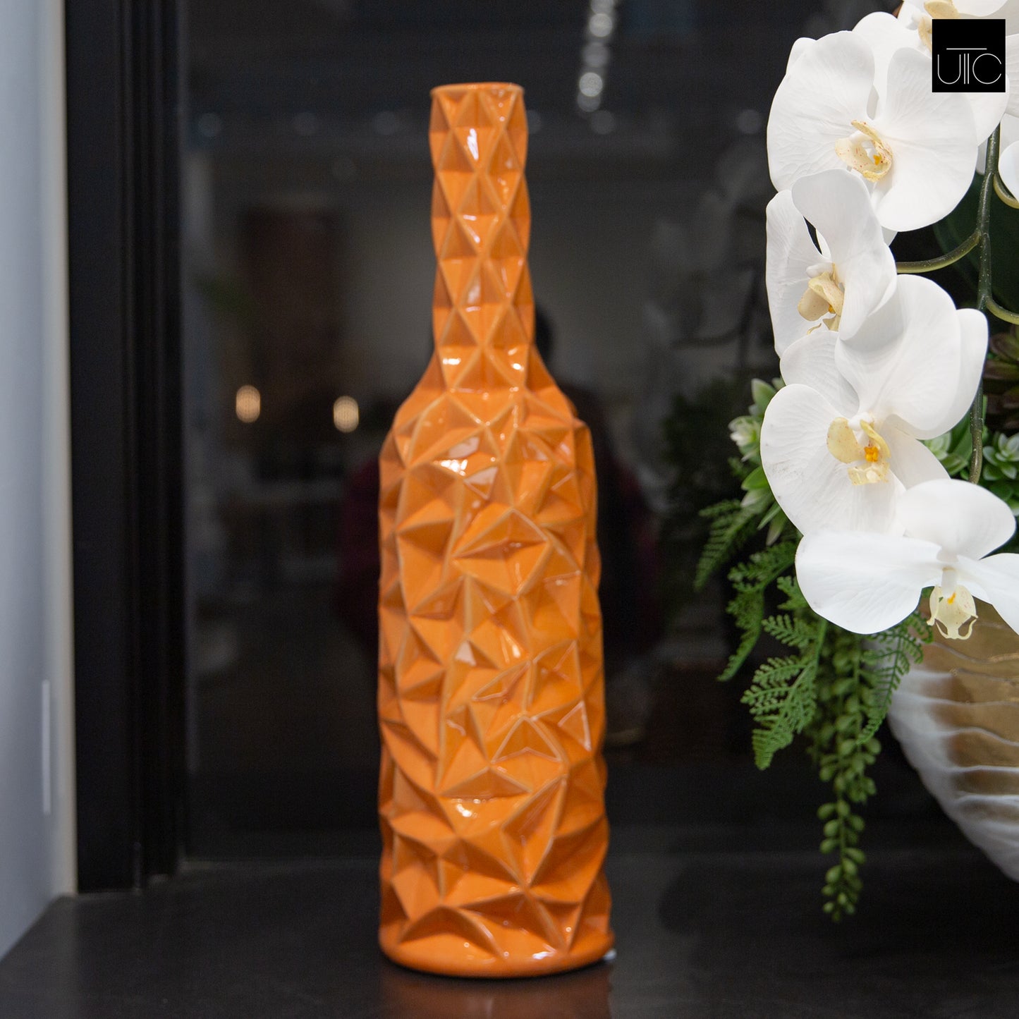 Rippled Ceramic Bottle Vase