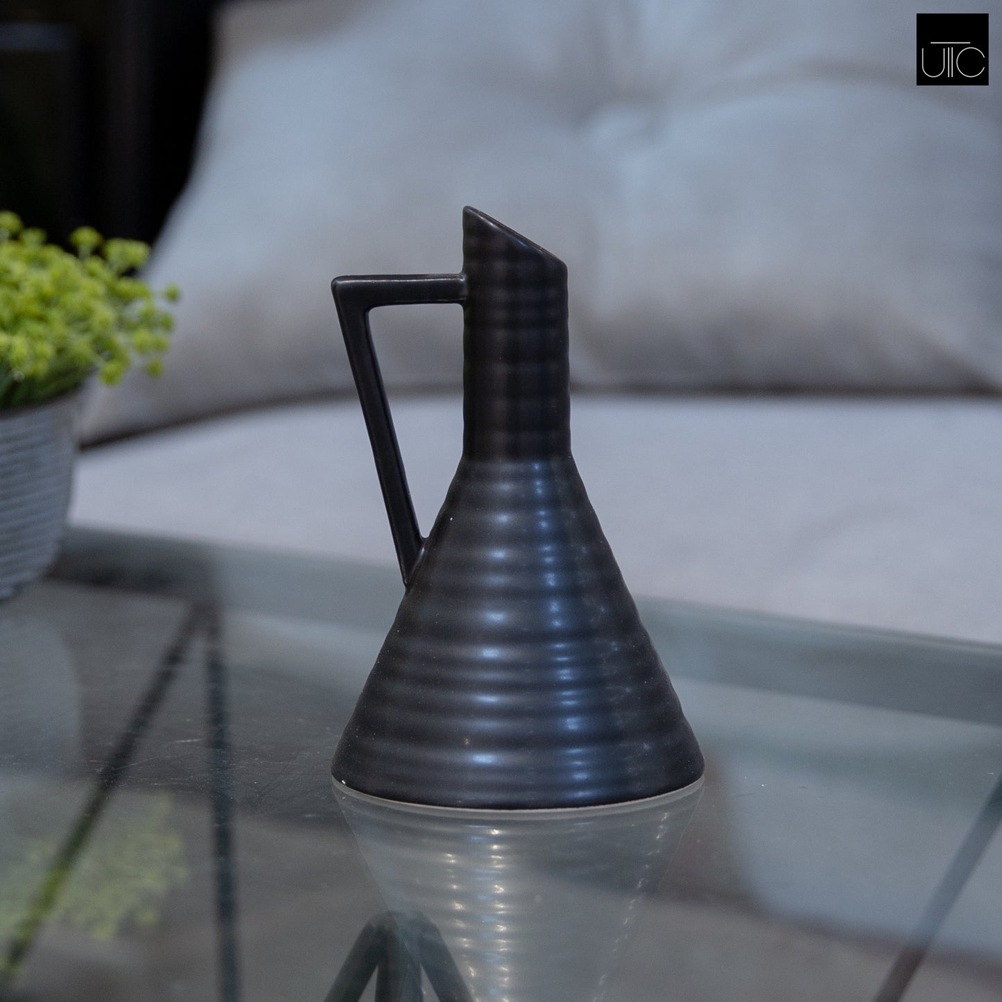 Skylah Ceramic Vase