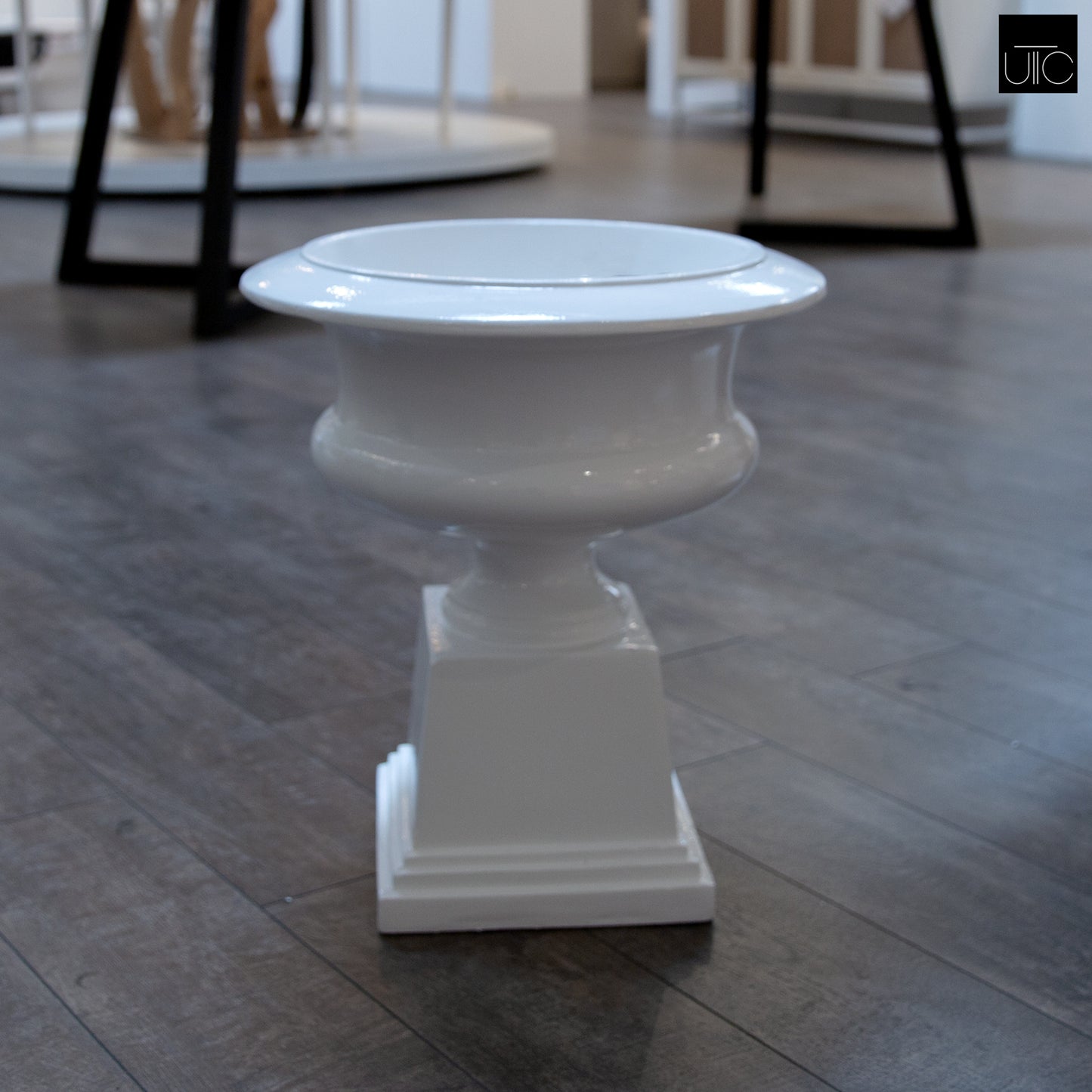 Aluna Classical Campagna Fiberglass Urn Planter with Pedestal