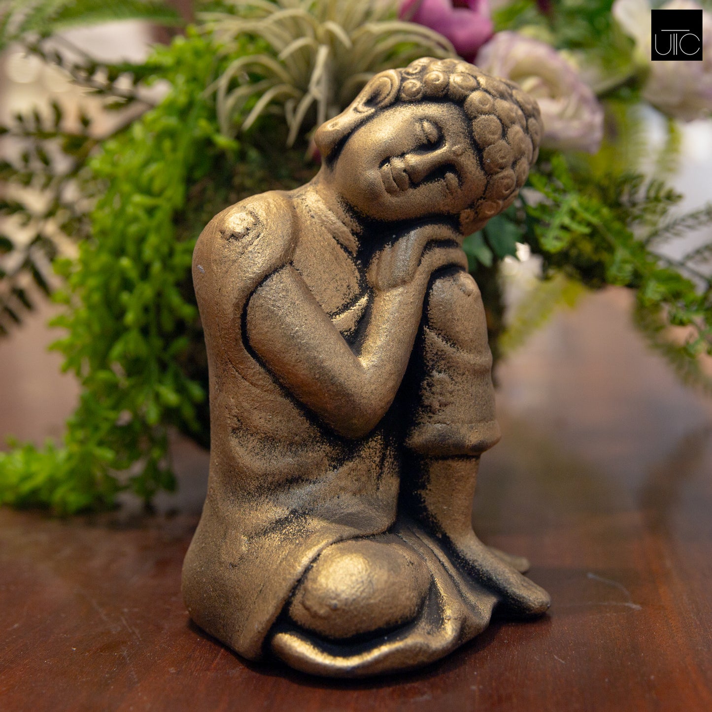 Isran Resting Head Buddha Figurine