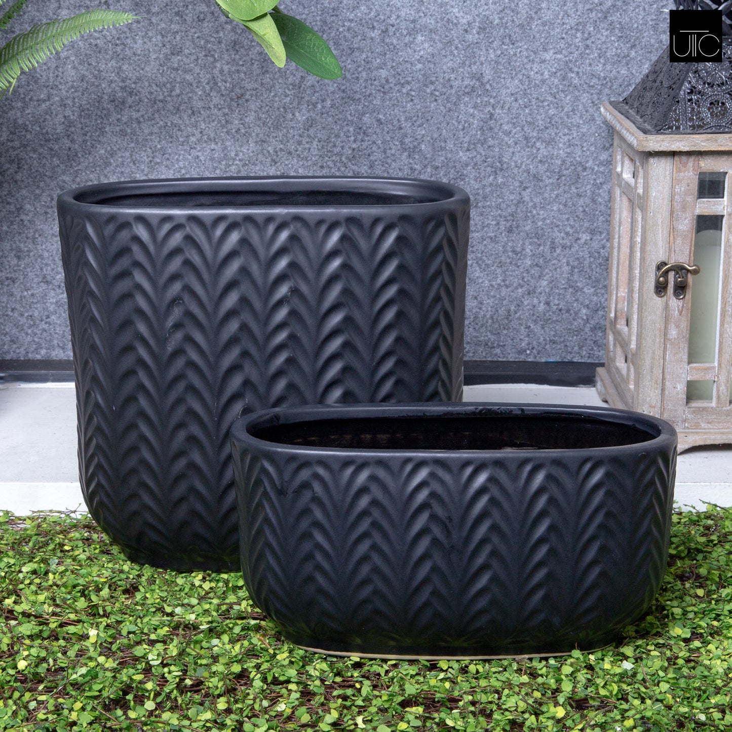 Quade Oval Ceramic Pot