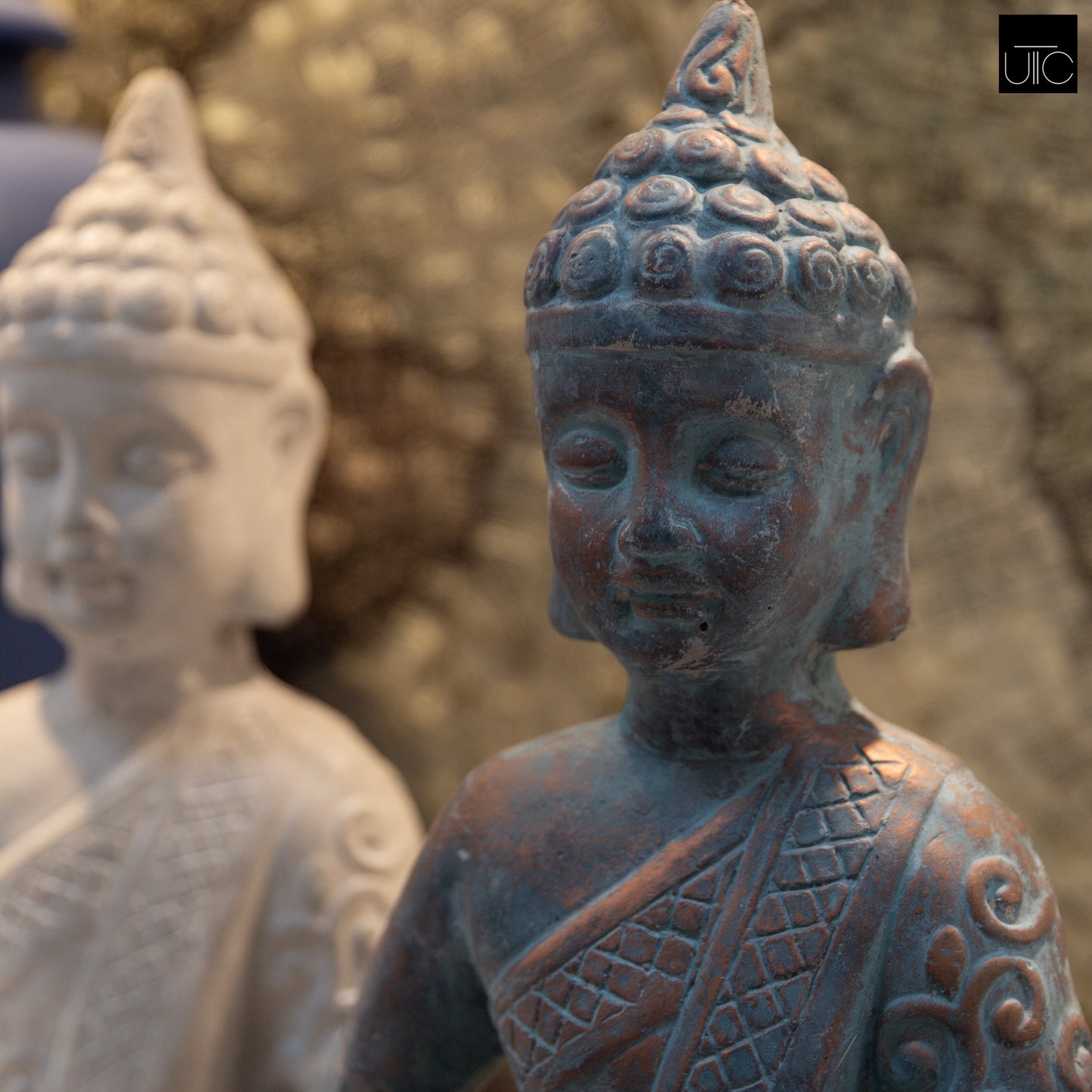 Velluz Dhyana Buddha Cement Figurine