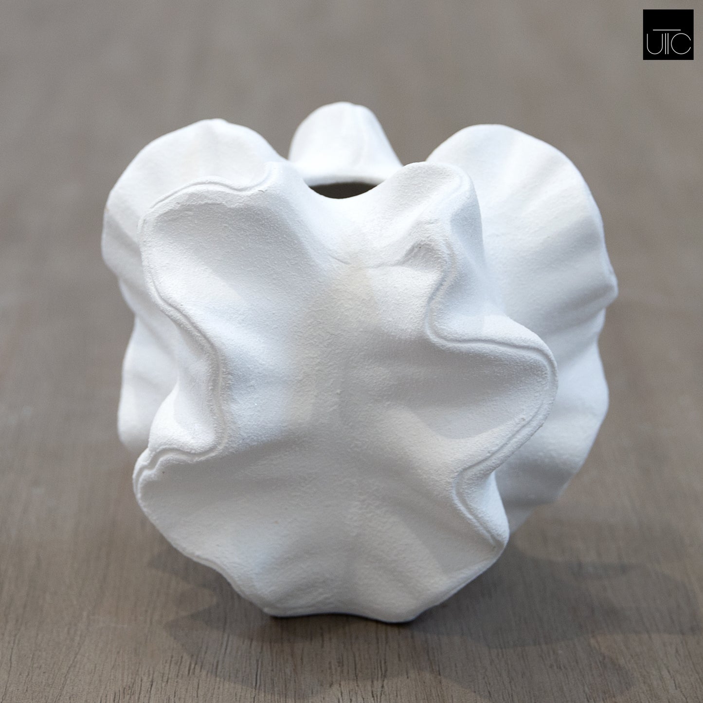 Odessa Ruffled Lobe Ceramic Floral Vase
