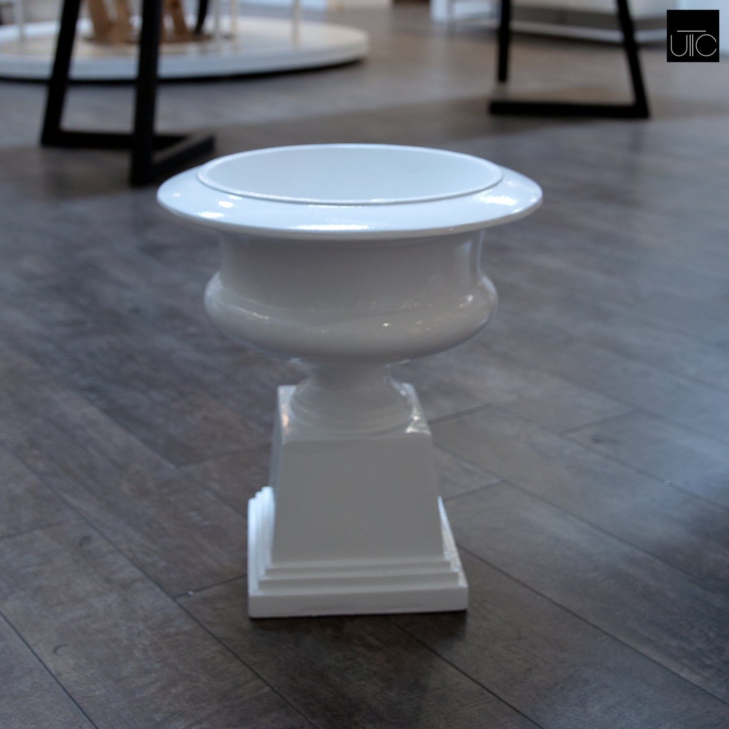 Aluna Classical Campagna Fiberglass Urn Planter with Pedestal