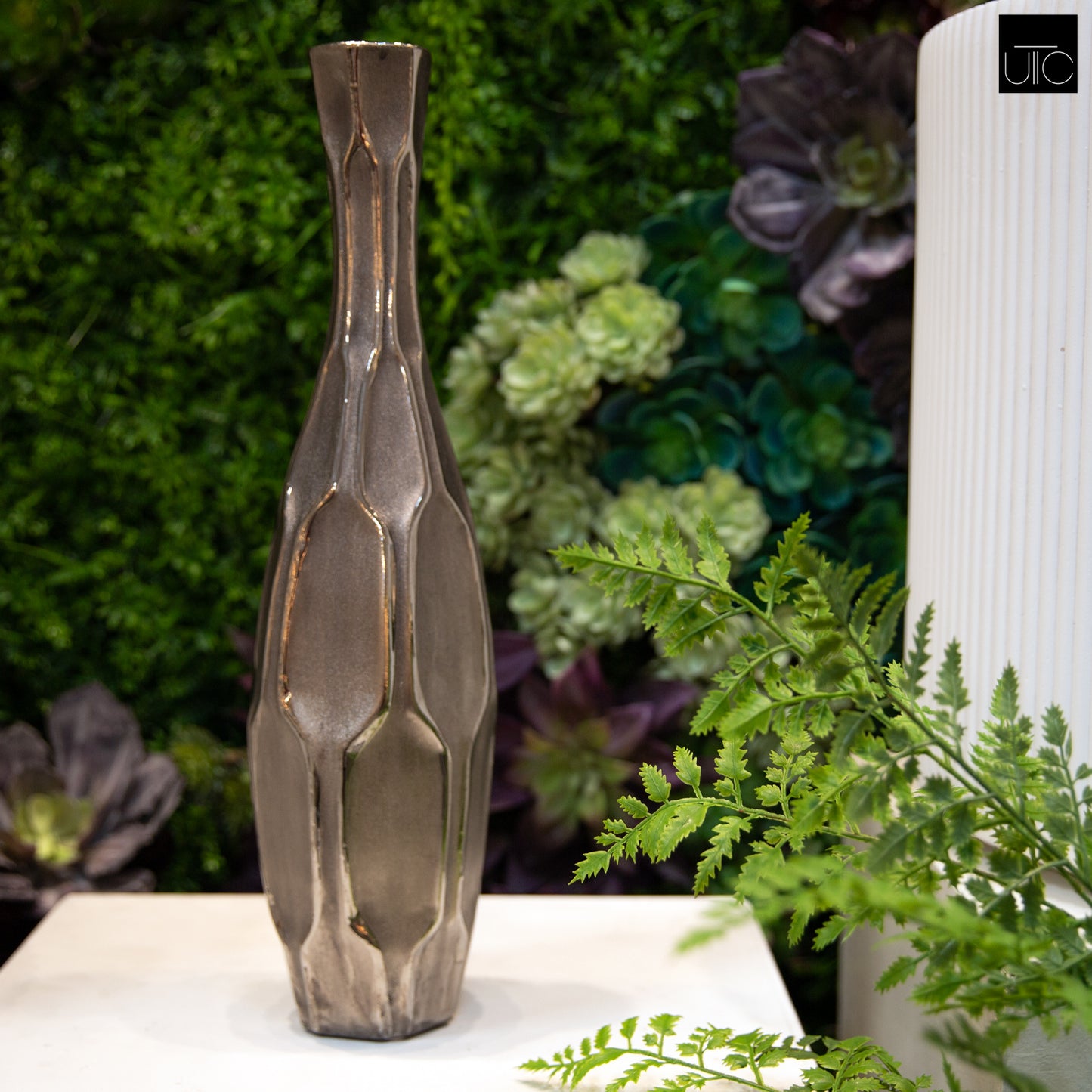 Hexara Ceramic Round Bellied Vase