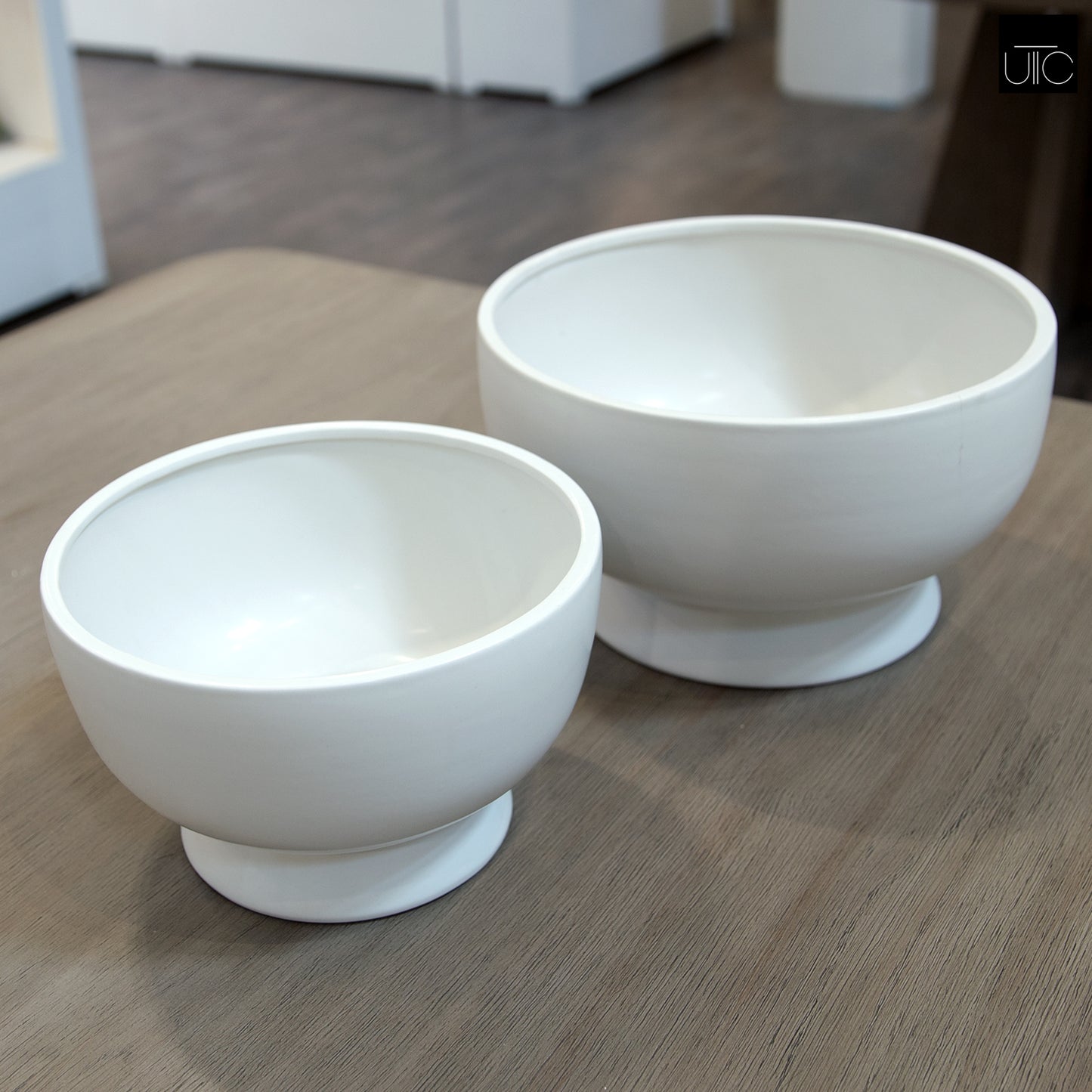 Alla Pedestal Ceramic Bowl (Set of 2)