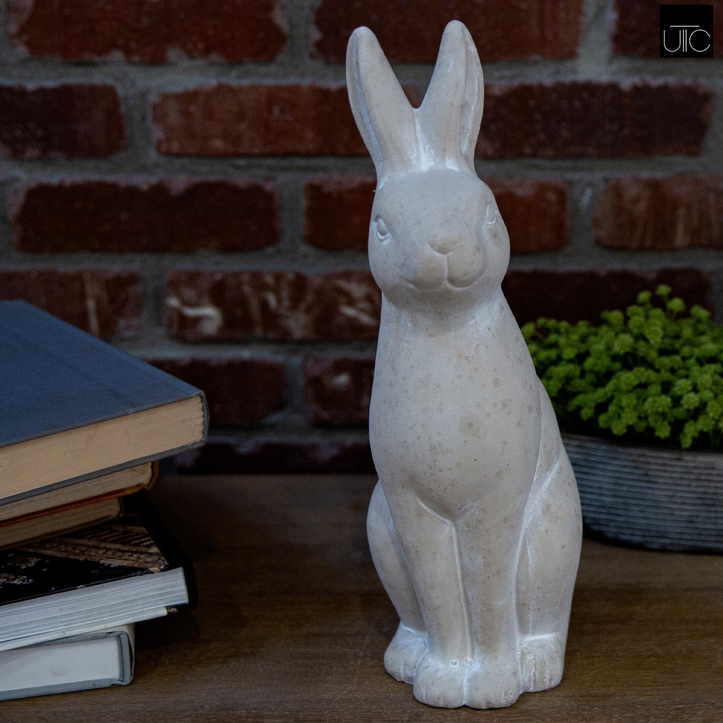 Marix Distressed Terracotta Rabbit Figurine