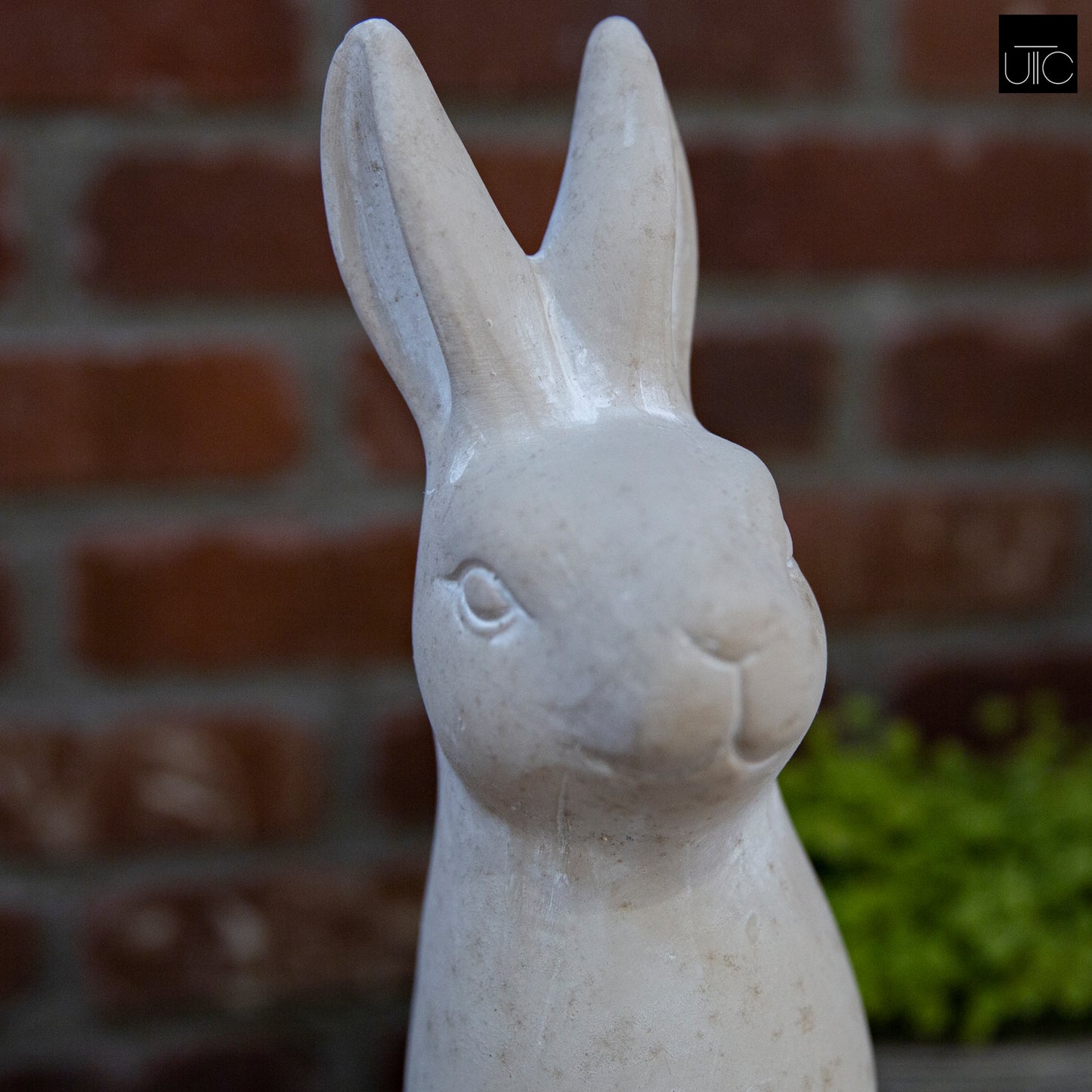Marix Distressed Terracotta Rabbit Figurine