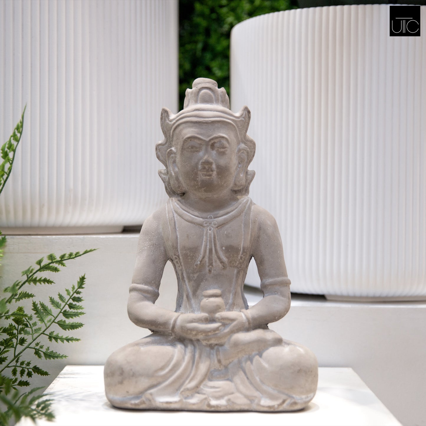 Cosima Cement Royal Meditating Buddha Figurine