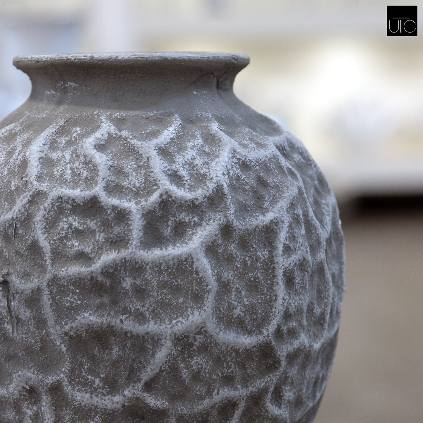 Yeva Ovoid Cement Vase with Diamond-Lattice Texture