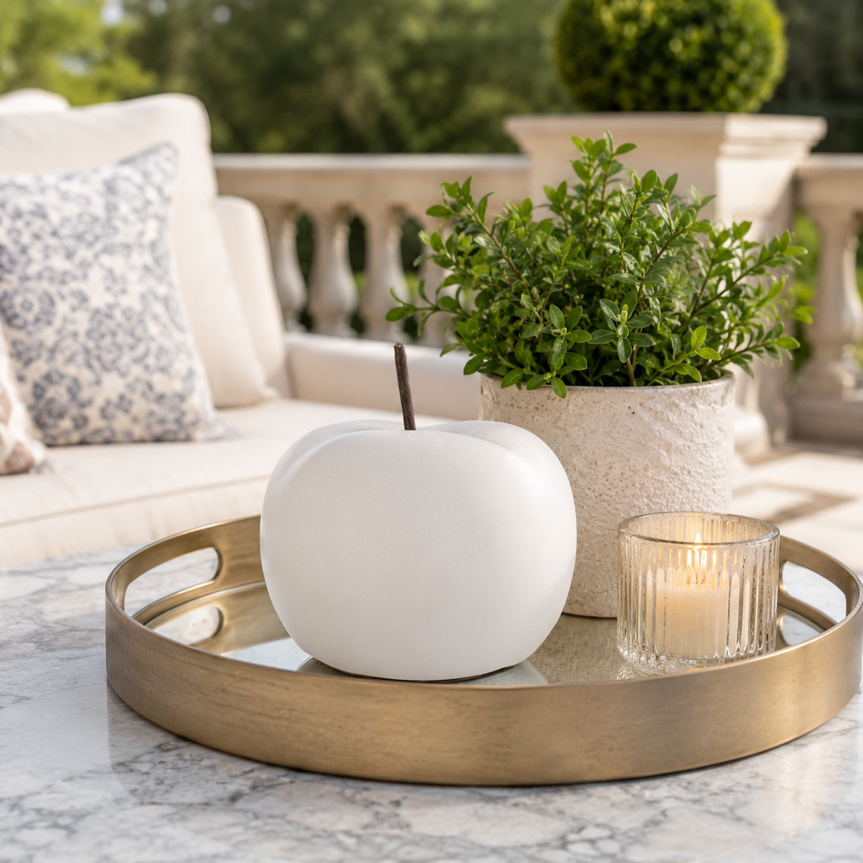 Nolyn Ceramic Apple Decor