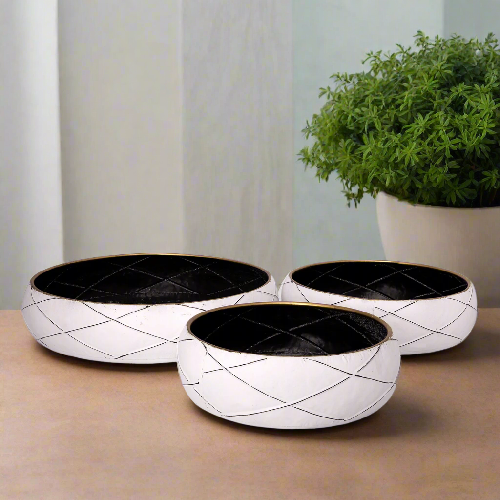 Daryna Metal Round Planter Set (Set of 3)