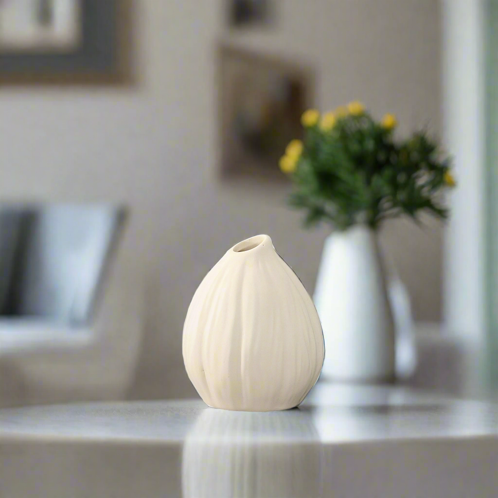 Dolly Textured Ceramic Bellied Vase
